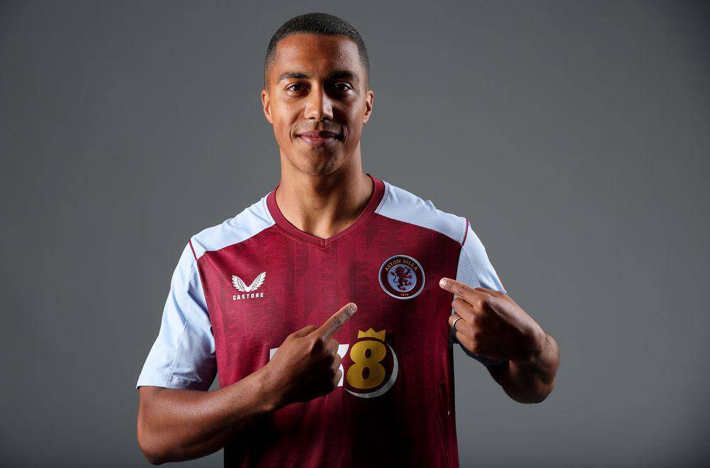 Youri Tielemans (avfc.co.uk)