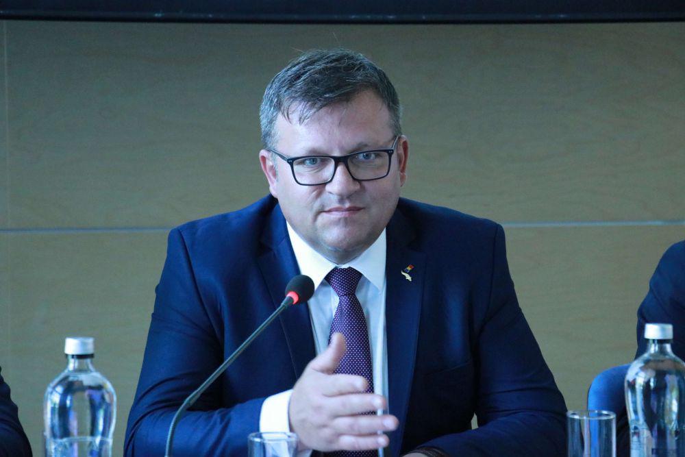 Menteri Rumania Resign Imbas Skandal Korupsi Panti Jompo Terkuak