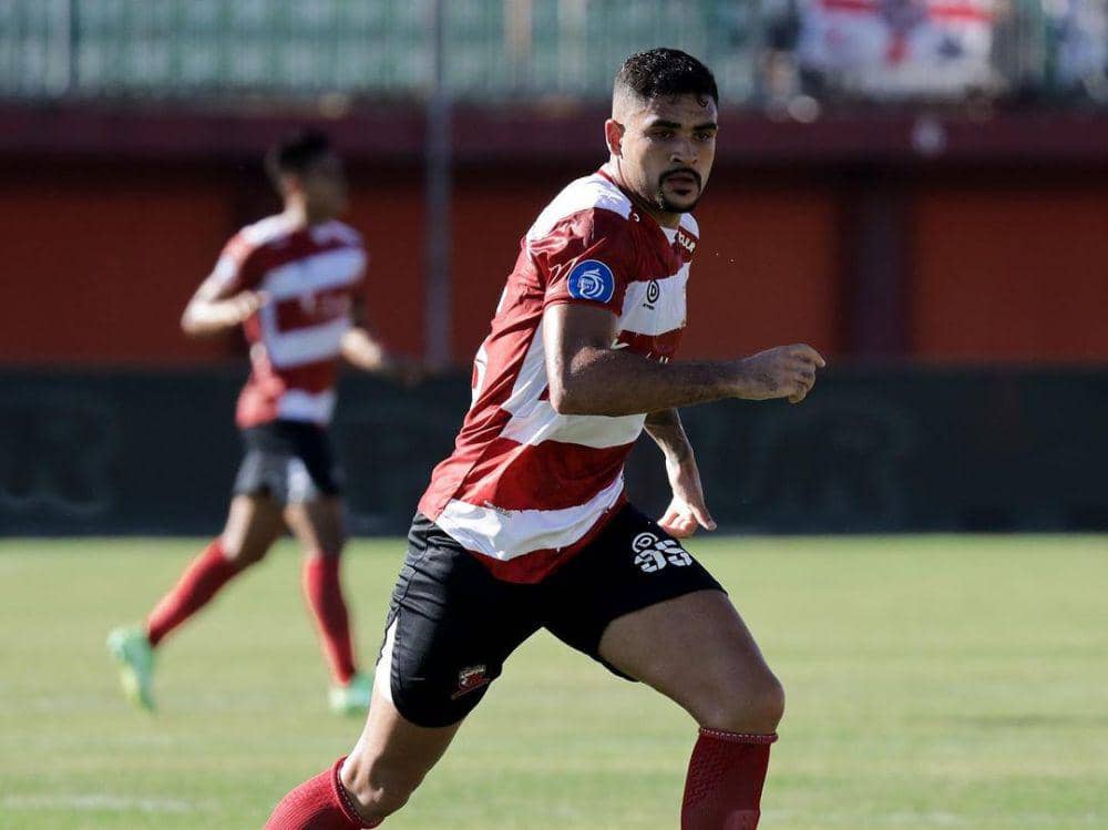 Junior Brandao (instagram.com/maduraunited.fc)