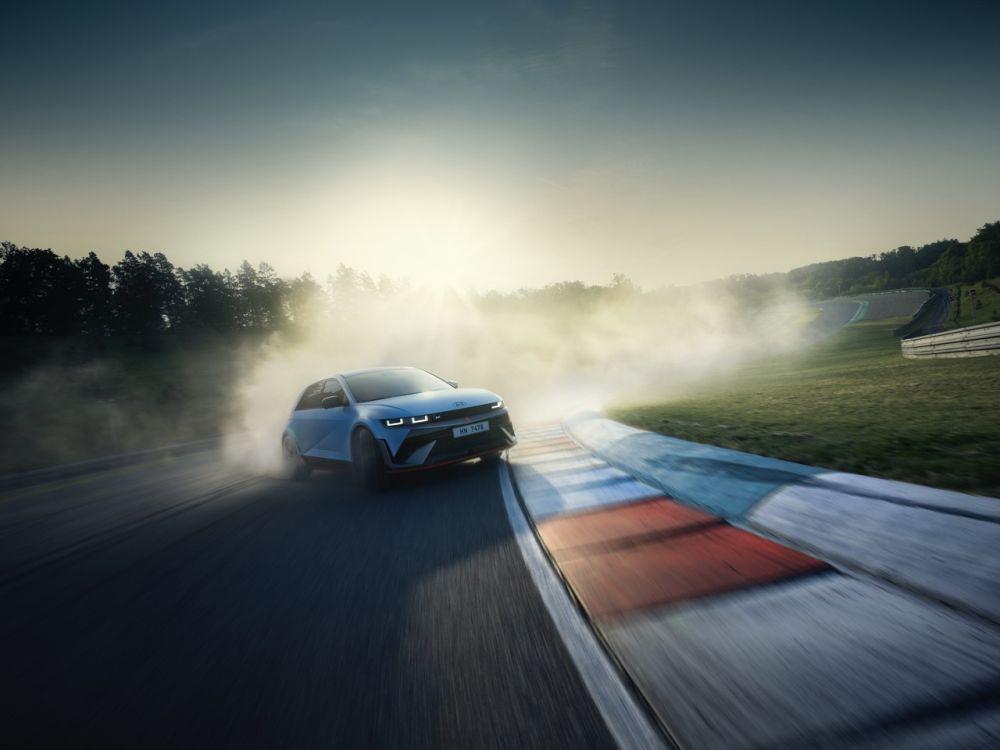 Hyundai Ioniq 5 N Resmi Meluncur, Speknya Buas Banget!