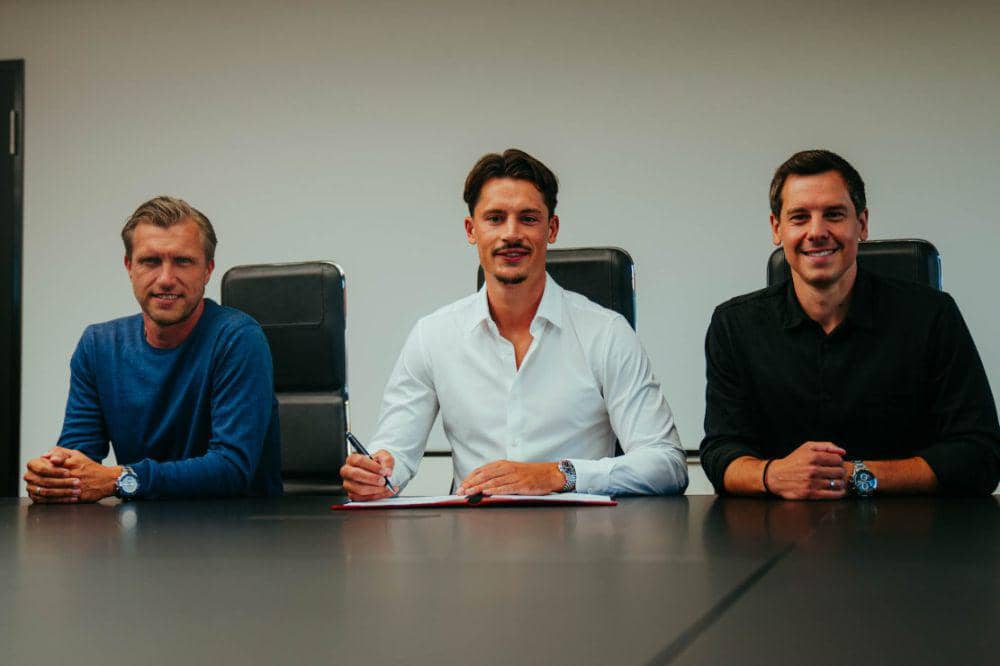 9 Pemain Baru Eintracht Frankfurt pada Musim Panas 2023, Siapa Saja?