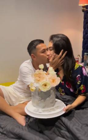 kejutan ulang tahun Ussy Sulistiawaty (instagram.com/ussysulistiawaty)