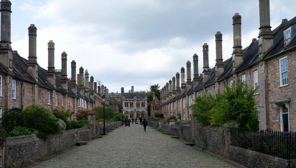 Potret Vicars Close di Wells, Somerset (unsplash.com/h1sts)