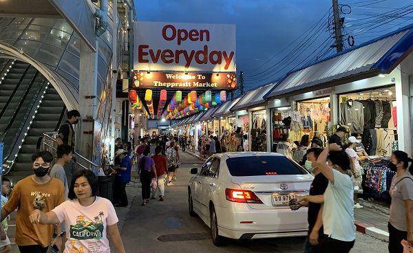 Thepprasit Night Market (google.com/maps/John H)