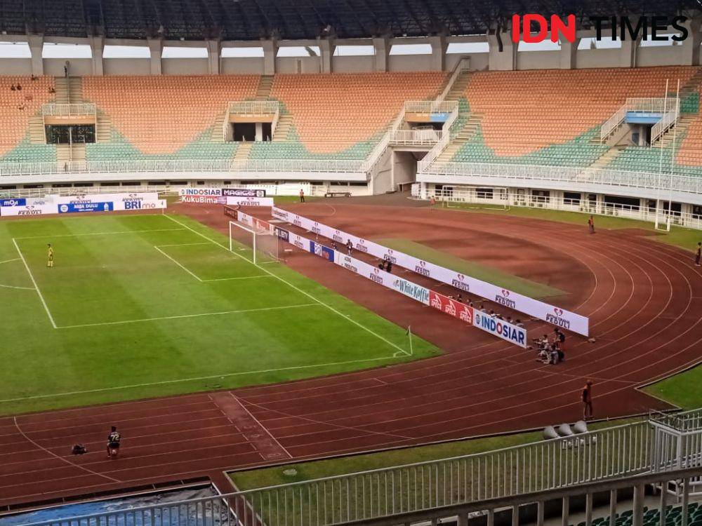 SBOTOP hilang saat Persikabo vs PSM. (IDN Times/Sandy Firdaus)