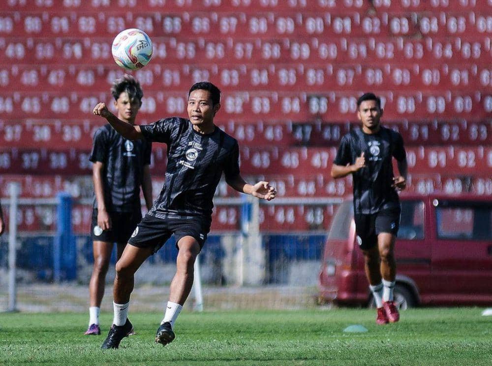 Pemain Arema FC saat melakukan latihan. (Dok Media Officer Arema FC)