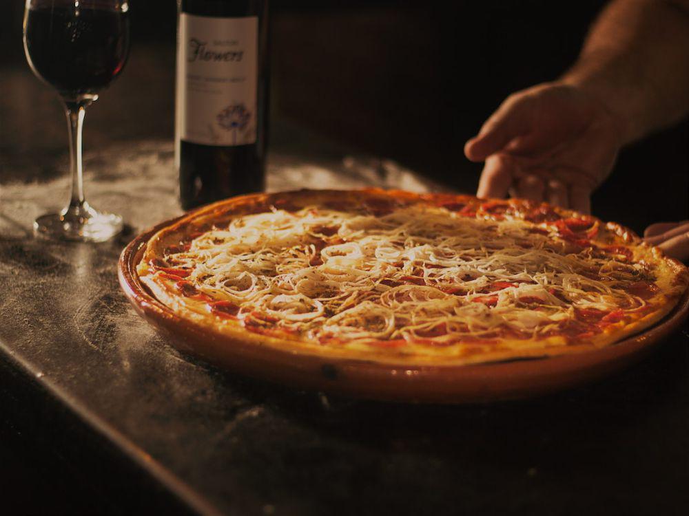 12 Aturan Makan dan Minum di Italia, Pizza Gak Boleh Pakai Sambal