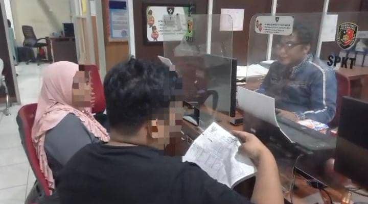 Korban penganiayaan MU (42) melapor ke Polrestabes Palembang (Dok: istimewa)