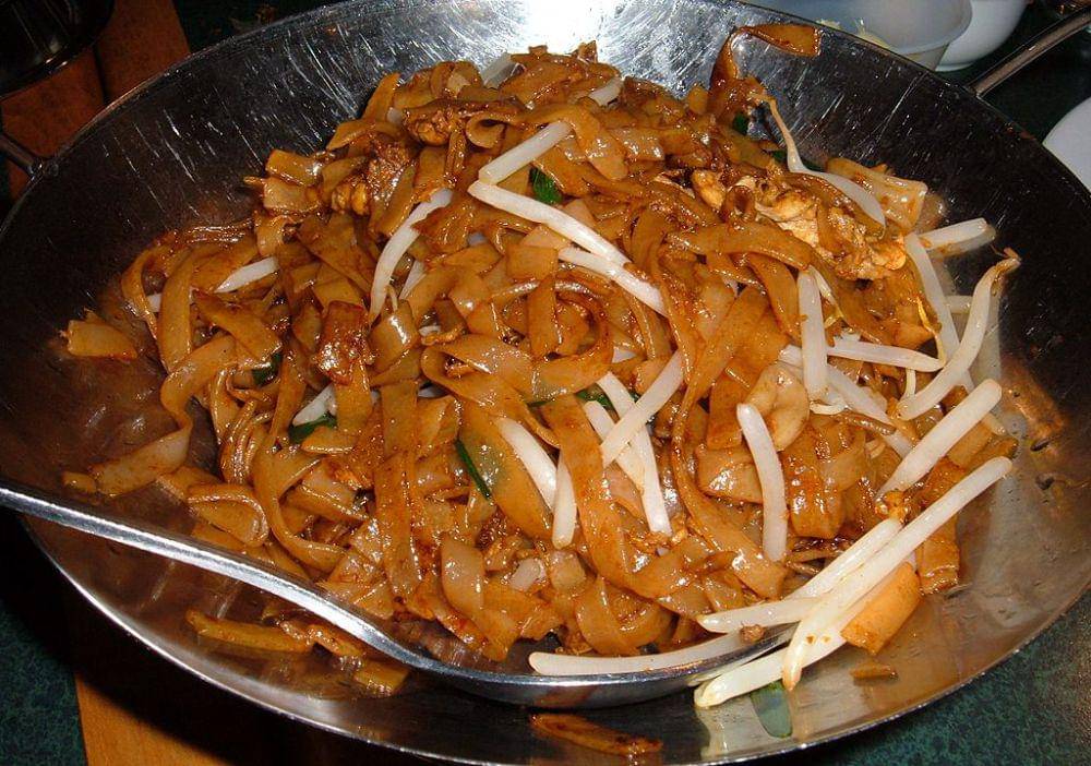 ilustrasi char kway teow (commons.wikimedia.org/BrokenSphere)