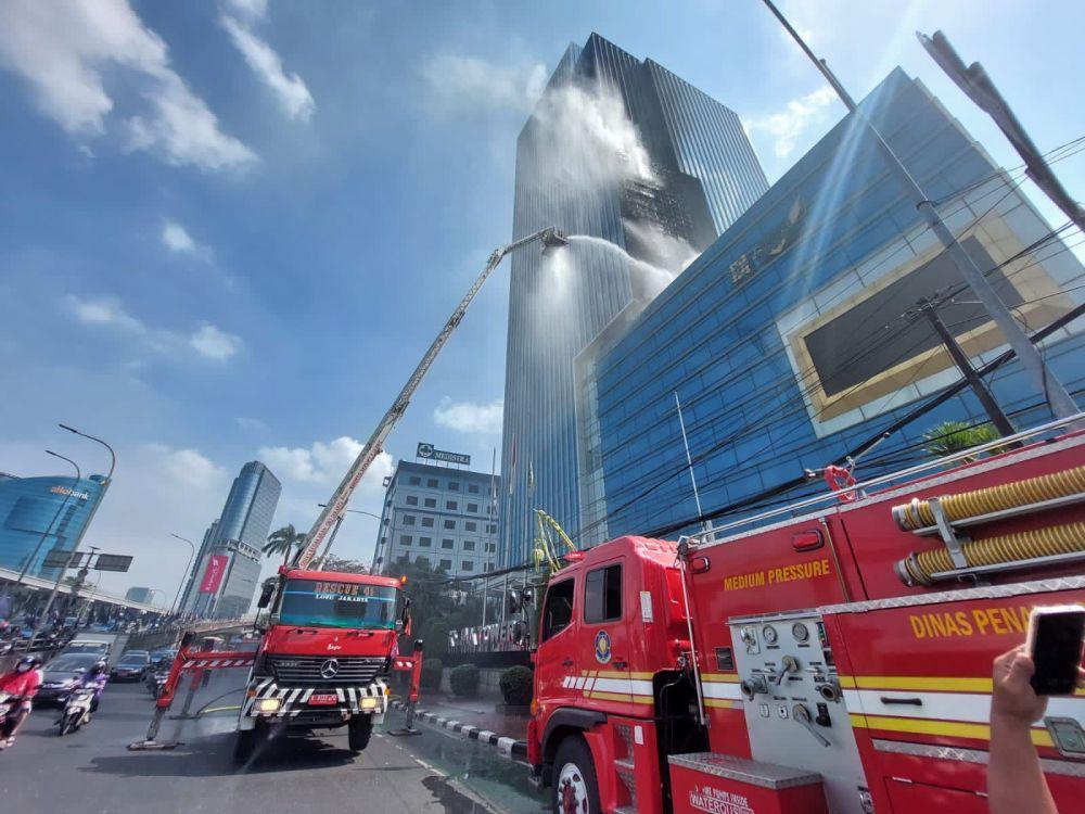Kebakaran K-Link Tower Sudah Padam