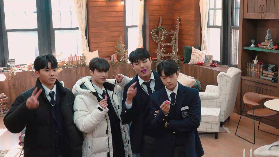 cuplikan variety show Nineteen to Twenty (dok. Netflix/Nineteen to Twenty)