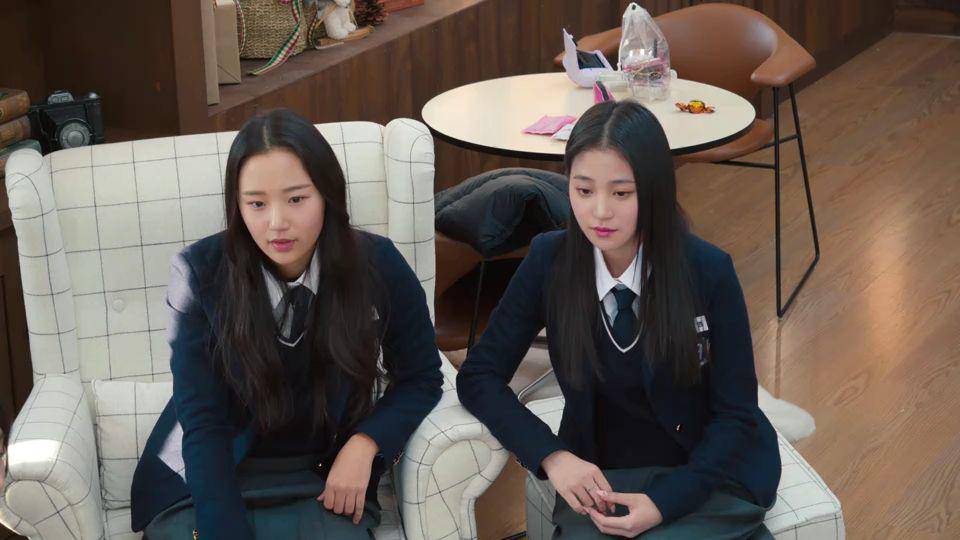 cuplikan variety show Nineteen to Twenty (dok. Netflix/Nineteen to Twenty)