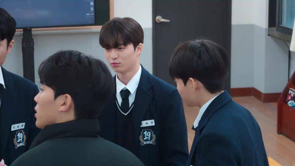 cuplikan variety show Nineteen to Twenty (dok. Netflix/Nineteen to Twenty)
