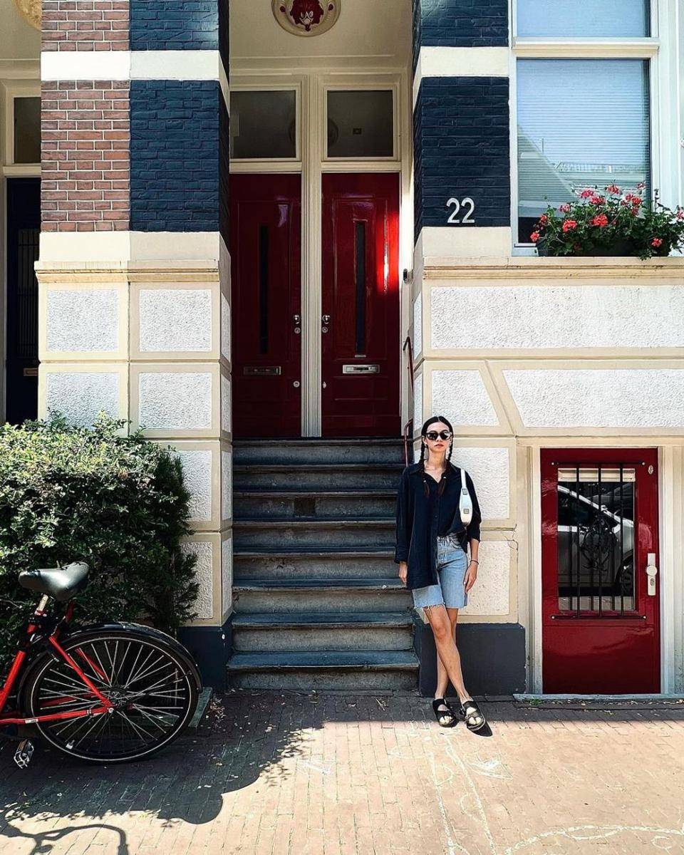ide mix and match bawahan jeans ala Yuki Kato (instagram.com/yukikt)
