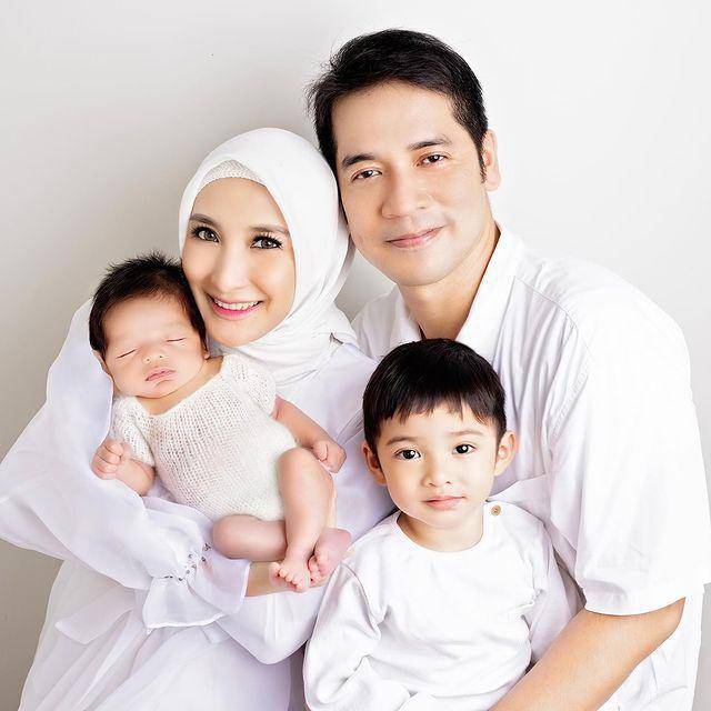 keluarga Ricky Perdana (instagram.com/chacathakya15)