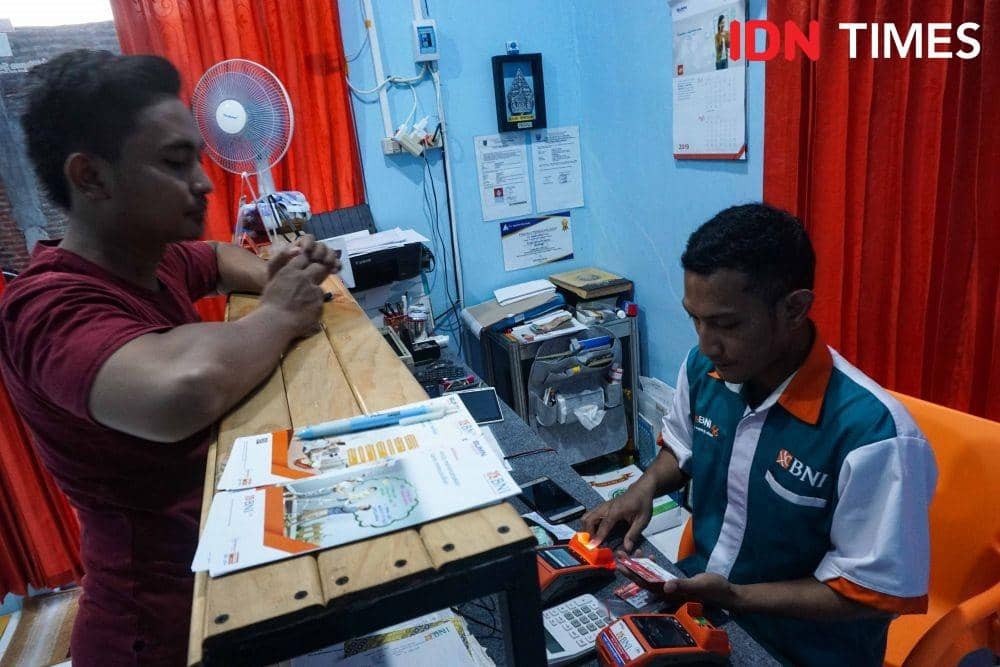 Ilustrasi pelayanan Agen46 BNI (IDN Times/Dhana Kencana)