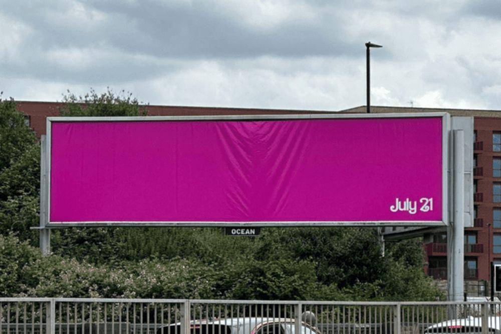 Billboard Pink Barbie (billboardinsider.com)