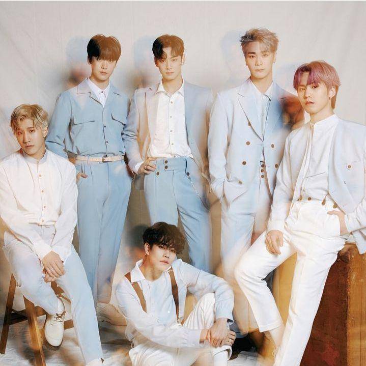 ASTRO (instagram.com/officialastro)