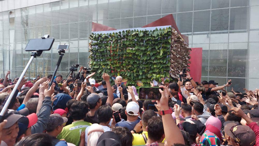 Ganjar Pranowo saat menemui relawan di Kabupaten Gresik. Dok Istimewa