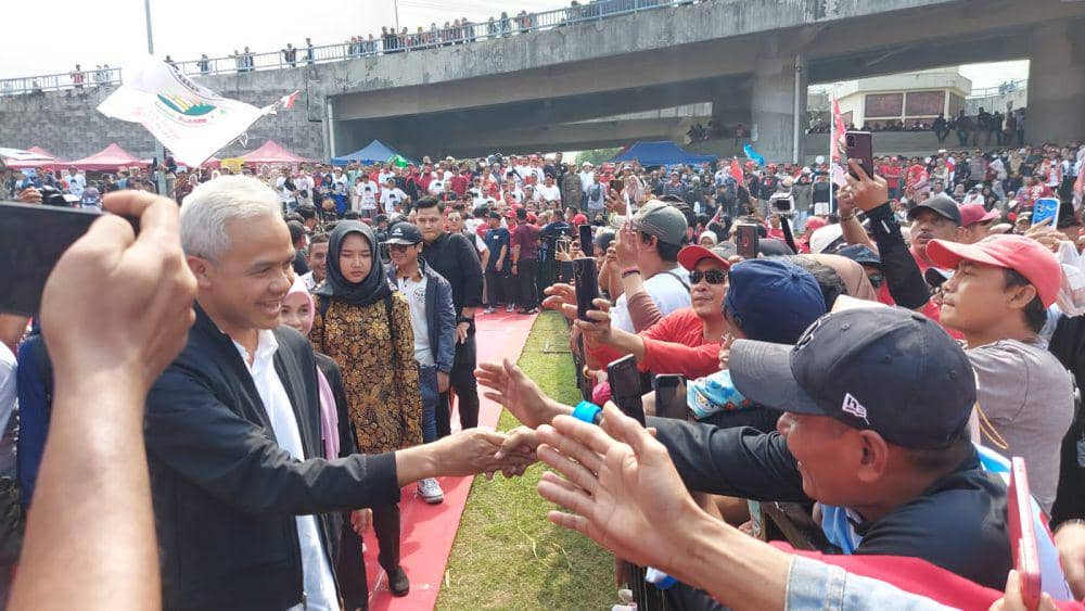 Ganjar Pranowo saat menemui relawan di Kabupaten Gresik. Dok Istimewa