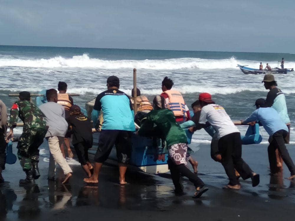 Sempat Vakum 10 Tahun, Nelayan Samas Bantul Gelar Bekti Jolo Nidi