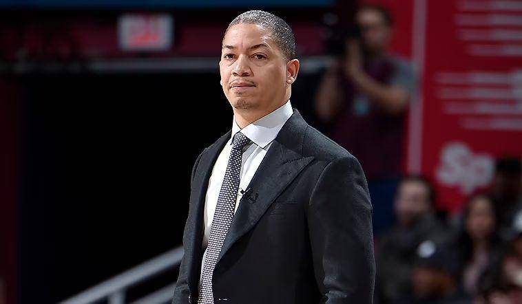 Tyronn Lue (nba.com)