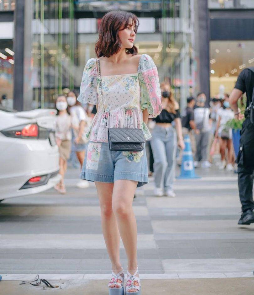 Aom Sushar (instagram.com/aom_sushar)