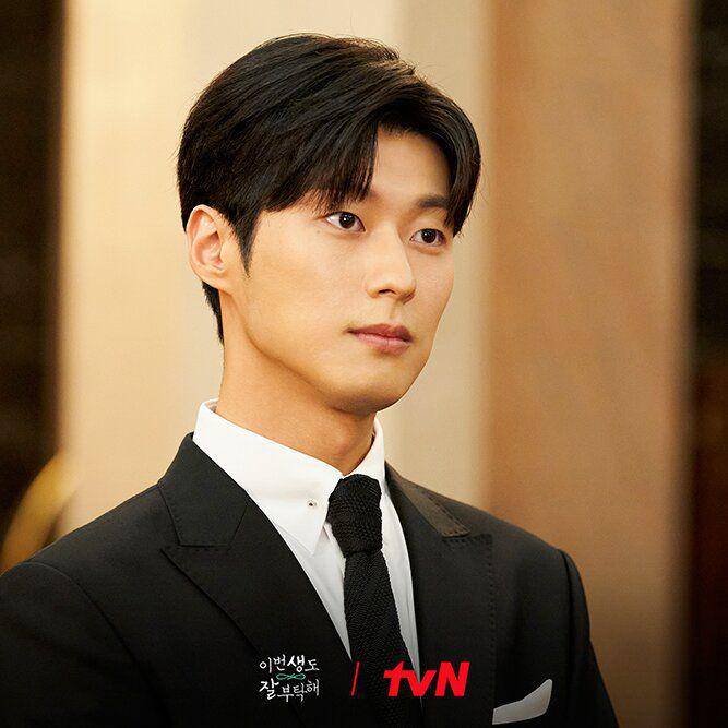 Ha Do Yun (instagram.com/tvn_drama)