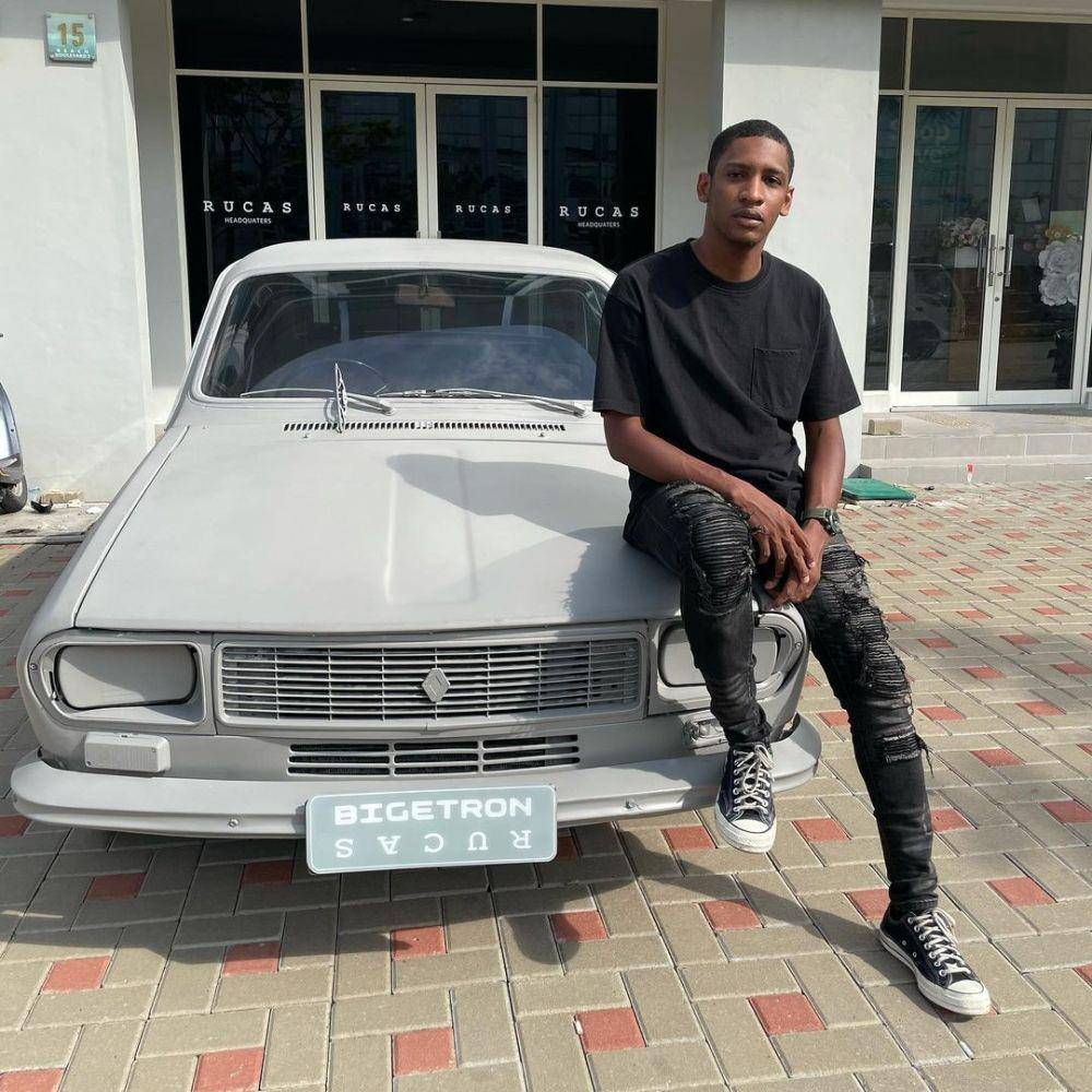 Bocoum Ahmad (instagram.com.bocoumahmad)