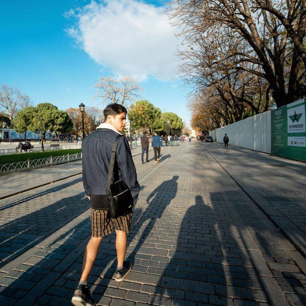 Al Ghazali (instagram.com/alghazali7/)