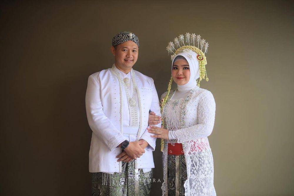 momen pernikahan Rossa Meldianti keponakan Dewi Perssik (instagram.com/luxuraimage)