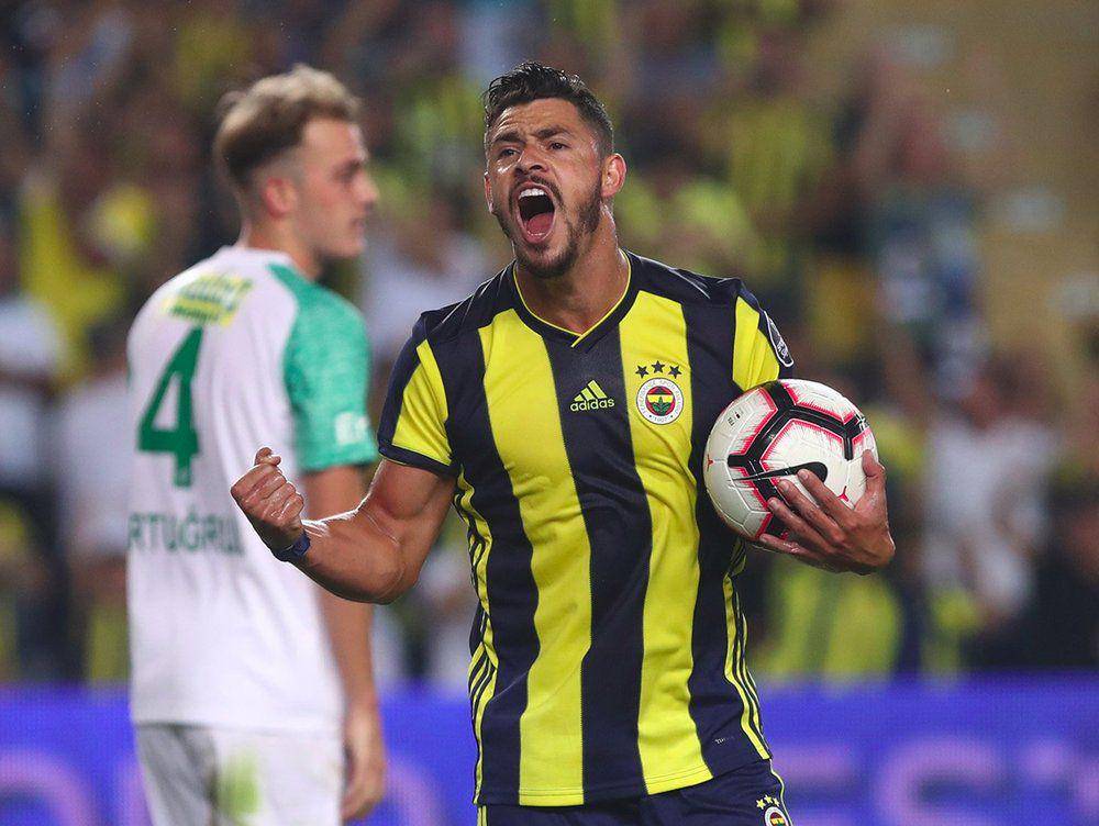 Giuliano (twitter.com/Fenerbahce)