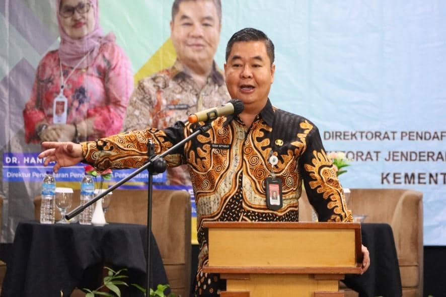 Dirjen Dukcapil Kemendagri, Teguh Setyabudi.