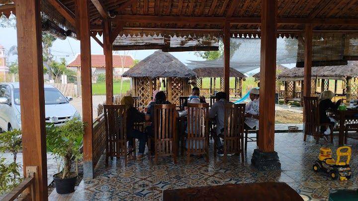 Joglo Ageng Sukoharjo (google.com/OKTIN 2)