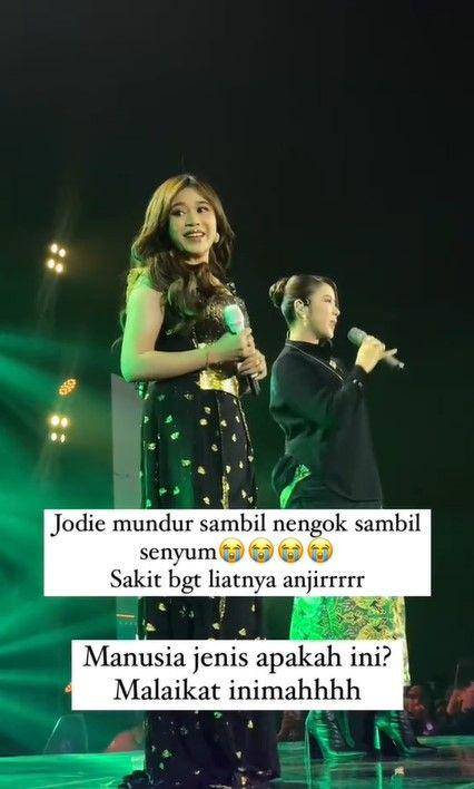 Brisia Jodie disuruh mundur penonton (tiktok.com/@rainiseptiani)