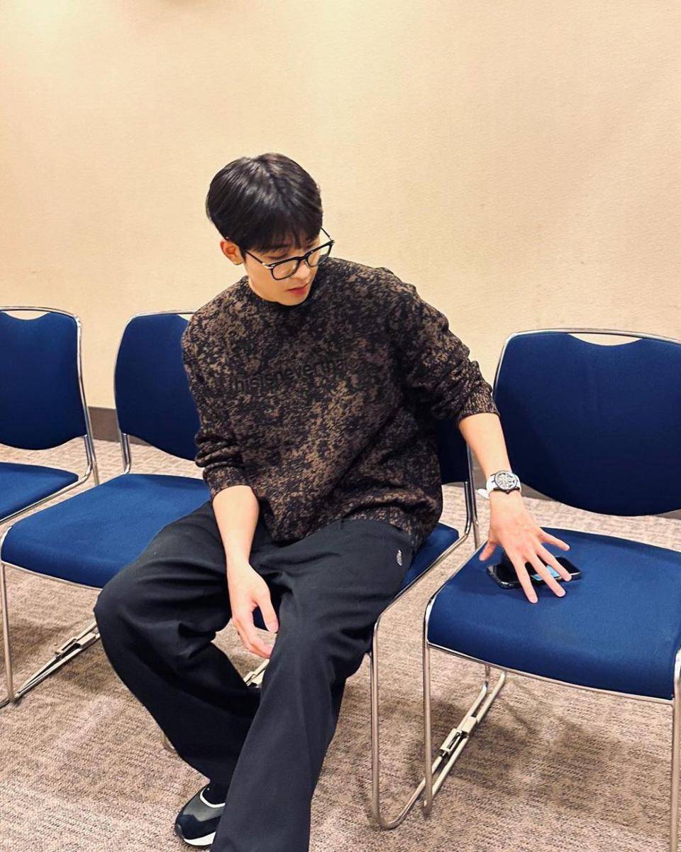 Wonwoo SEVENTEEN (instagram.com/everyone_woo)