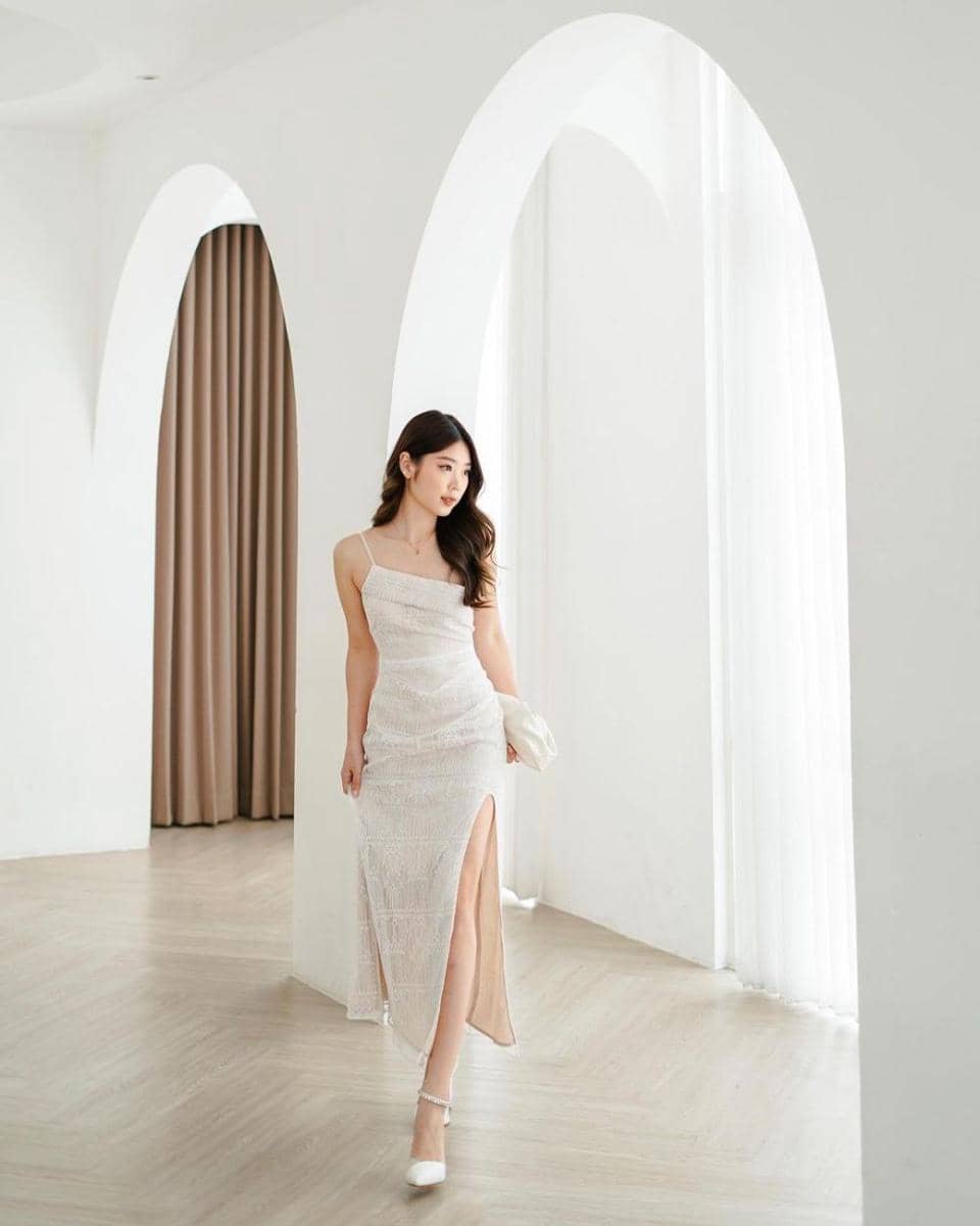 Style pesta ala Nesya Rhenata. (instagram.com/nesyarhenata)