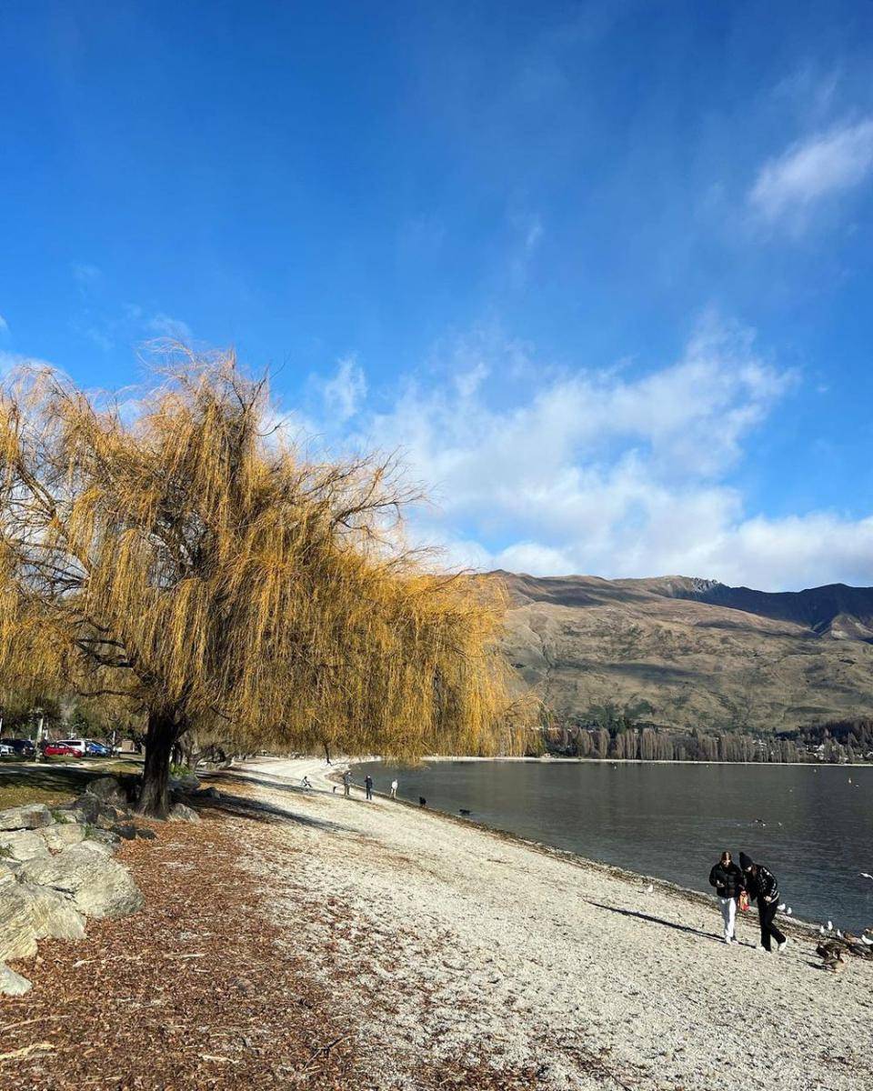 potret liburan keluarga Andrew White dan Nana Mirdad di New Zealand (instagram.com/andrew.white._)