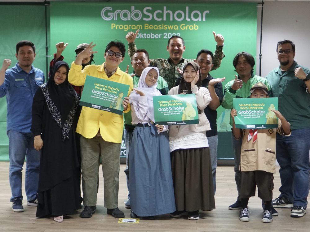 Mengenal GrabScholar, Beasiswa Pendidikan untuk SD hingga S1