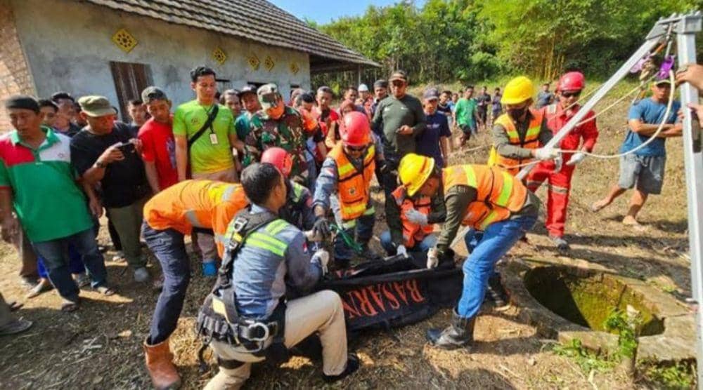 Menghilang Dicari Keluarga, Pria 35 Tahun Ditemukan Tewas di Sumur