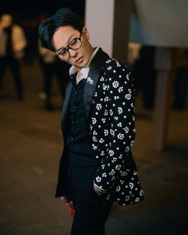 G-Dragon BIGBANG (instagram.com/xxxibdgrgn/)