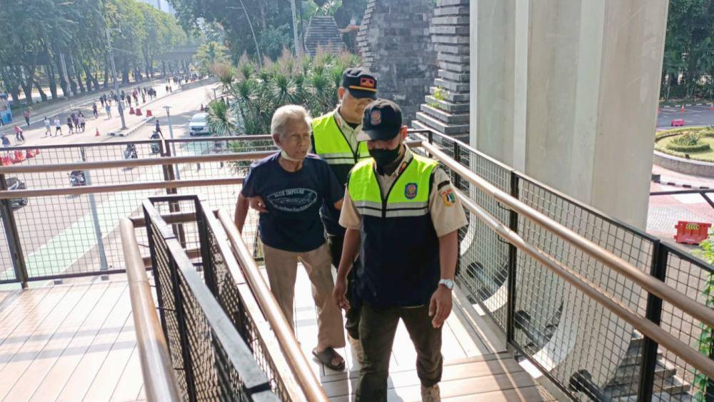Pengemis di Senayan Bawa Uang Rp18 Juta di Perut, Hasil Ngemis 2 Tahun