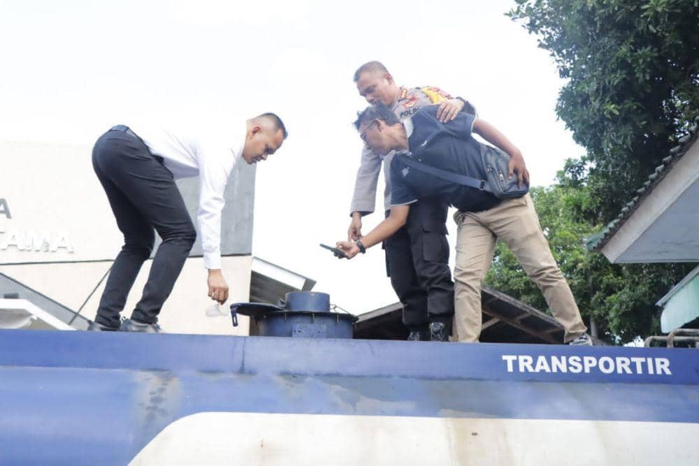 Pecatan Polisi Jadi Tersangka Penyalahgunaan BBM Subsidi