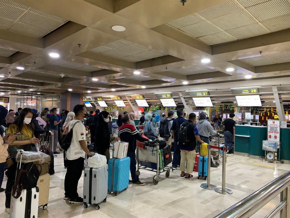 Penumpang Bandara Sultan Hasanuddin Semester I 2023 Naik 10 Persen