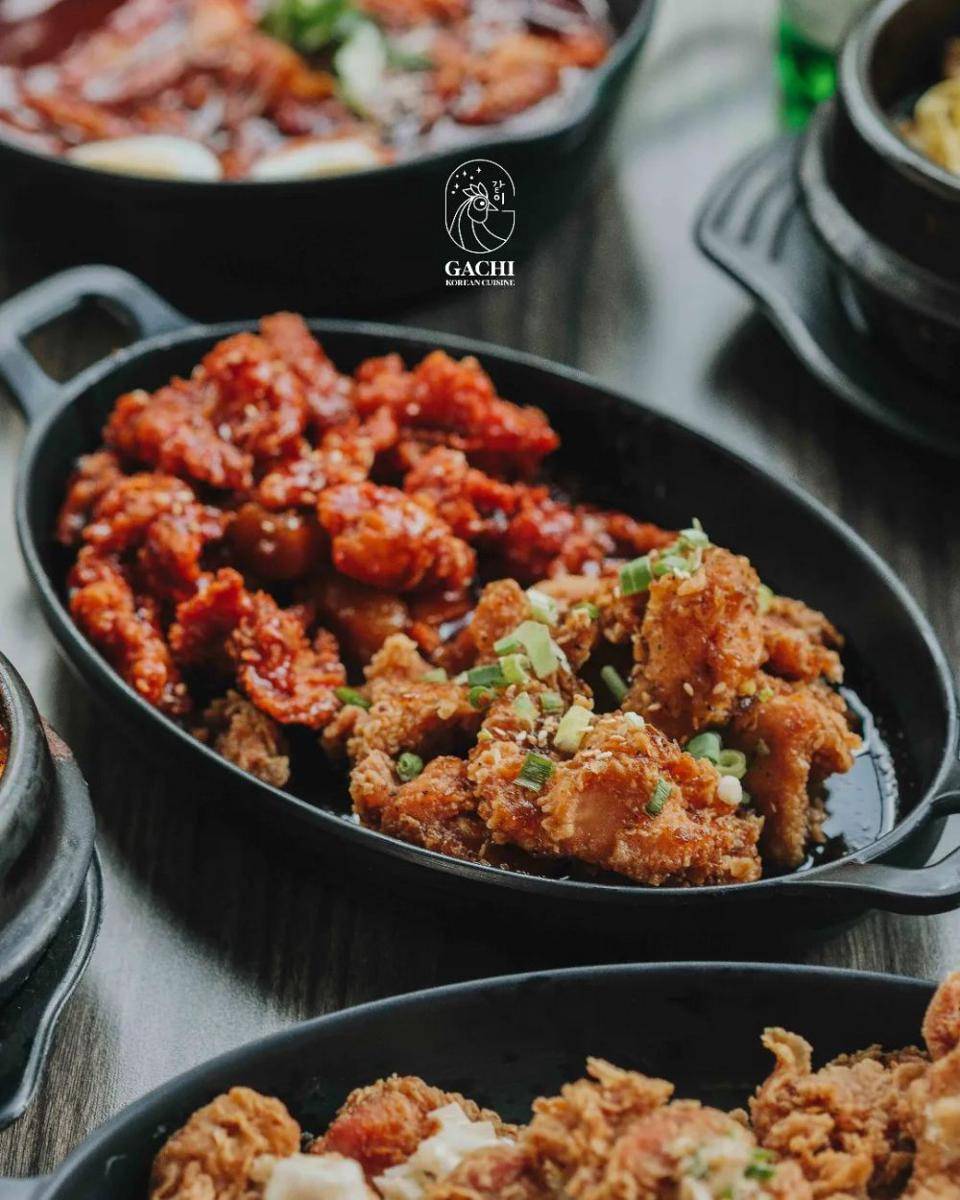 Salah satu menu crispy chicken yang ada di Gachi Surabaya. Instagram/gachi.surabaya