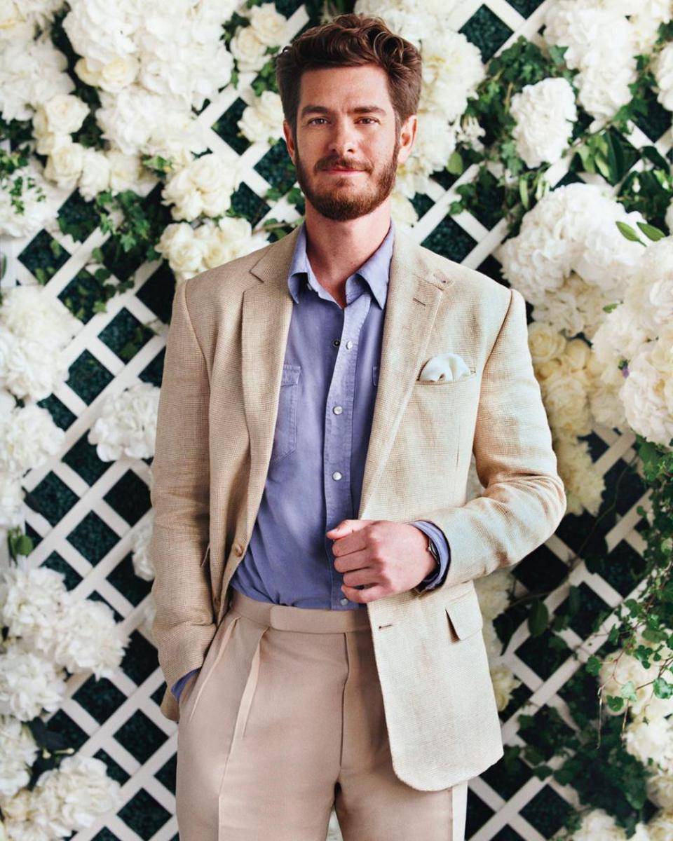 Andrew Garfield kenakan Ralph Lauren (instagram.com/ralphlauren)
