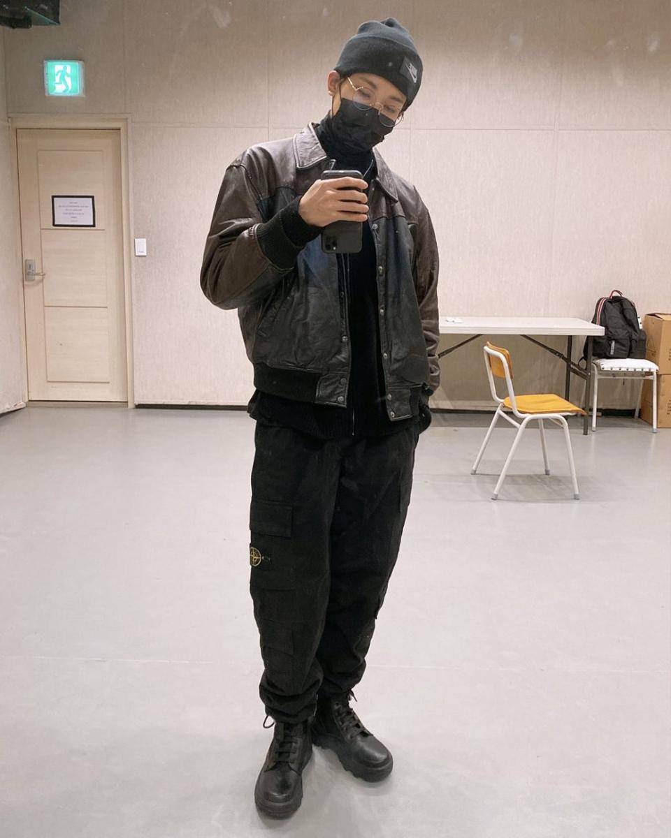 Wonwoo SEVENTEEN (twitter.com/pledis_17)