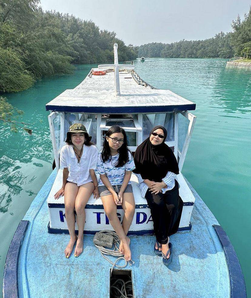 Yuki Kato di Kepulauan Seribu (instagram.com/yukikt)