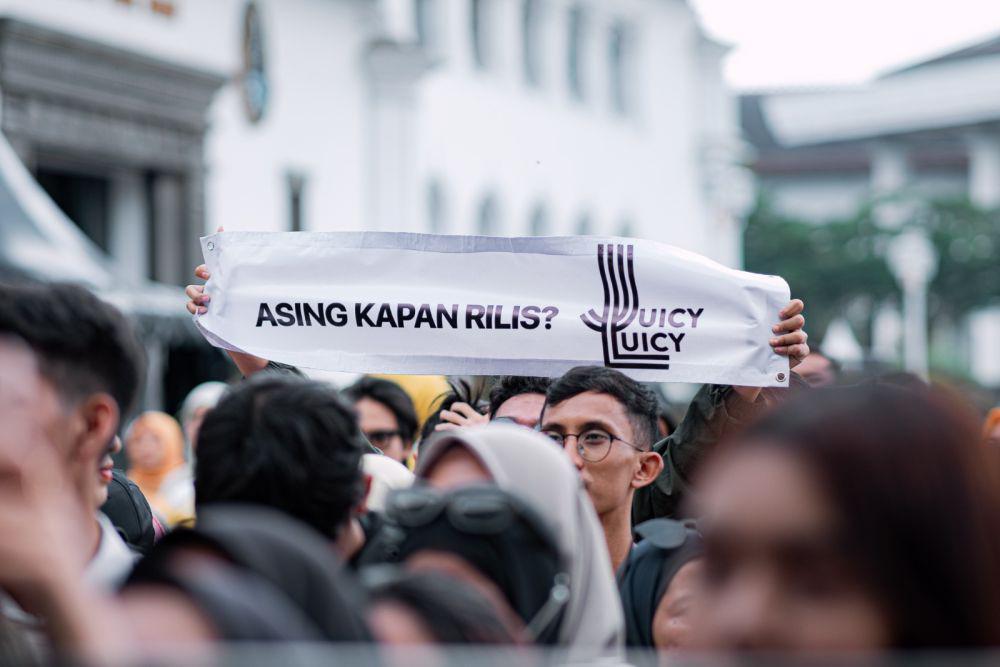 Pertama Kalinya, Juicy Luicy Dituntut Fans untuk Rilis Lagu