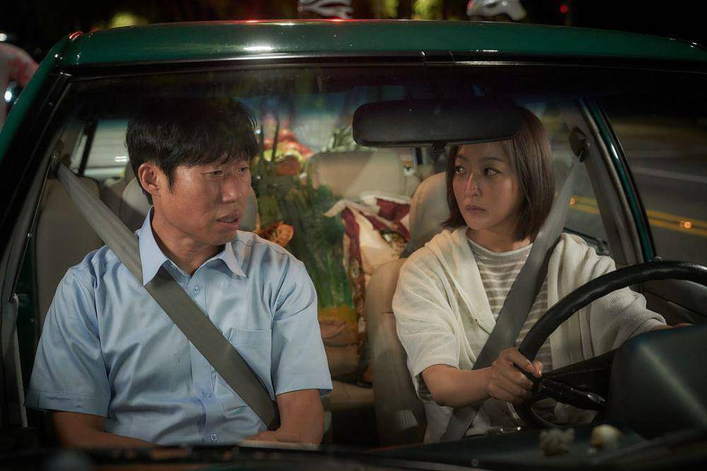 cuplikan Yoo Hae Jin dan Kim Hee Sun di film Honeysweet (instagram.com/mindmark.movie)